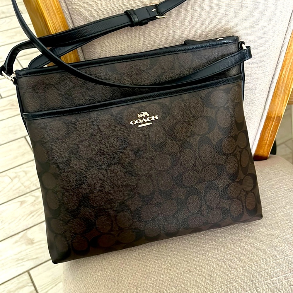 Like new coach cross body bag